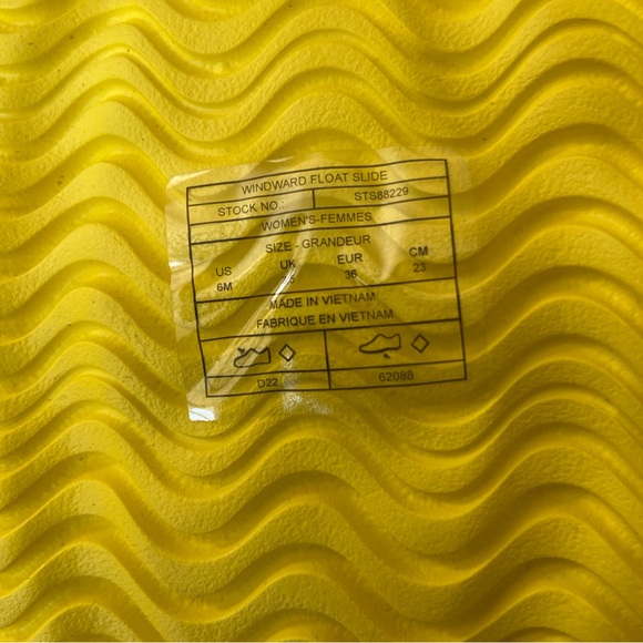 Sperry Float Uni Yellow Women’s Slides Size 6 - Picture 3 of 12